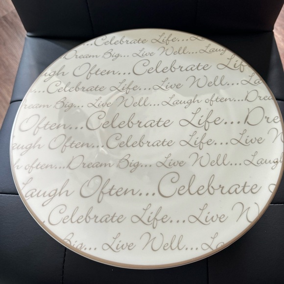 Porcelain Cake Stand - Picture 3 of 3